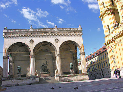 Foto Feldherren - München