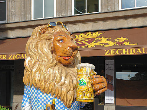 Fotos Max Joseph Platz | München
