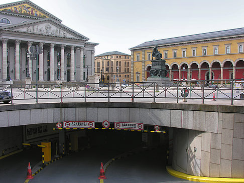 Foto Max Joseph Platz - München