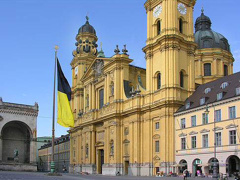 Fotos Theatinerkirche | München