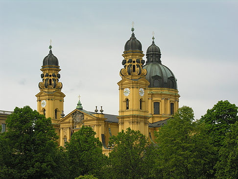 Theatinerkirche Fotos